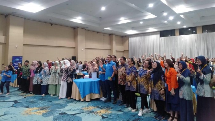 100 Sekolah di Jakarta Dilibatkan dalam Riset Menulis di Atas Kertas, Apa Tujuannya?