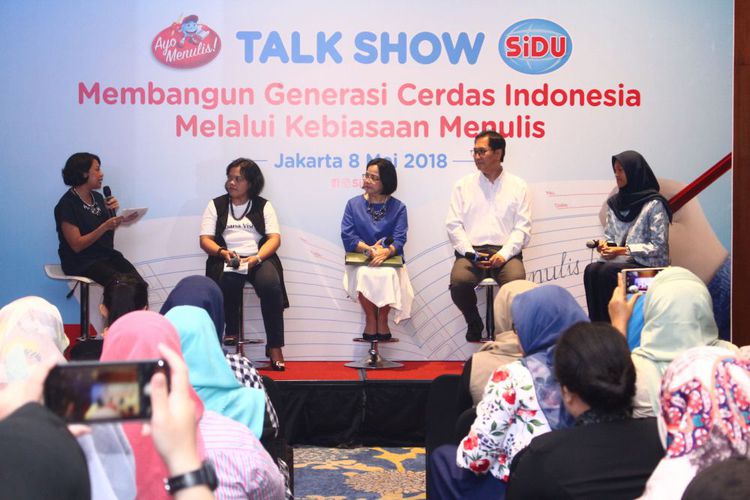 Bukan Hanya Karena Gawai, Ternyata Ini Penyebab Lemahnya Tradisi Menulis Anak Indonesia